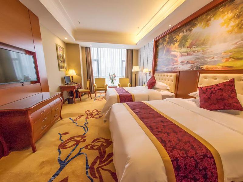 Vienna International Hotel Guangxi Duan Du'an Exterior photo